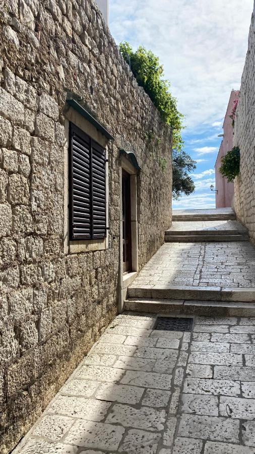 Arbe Downtown Apartment Rab Town Exterior foto